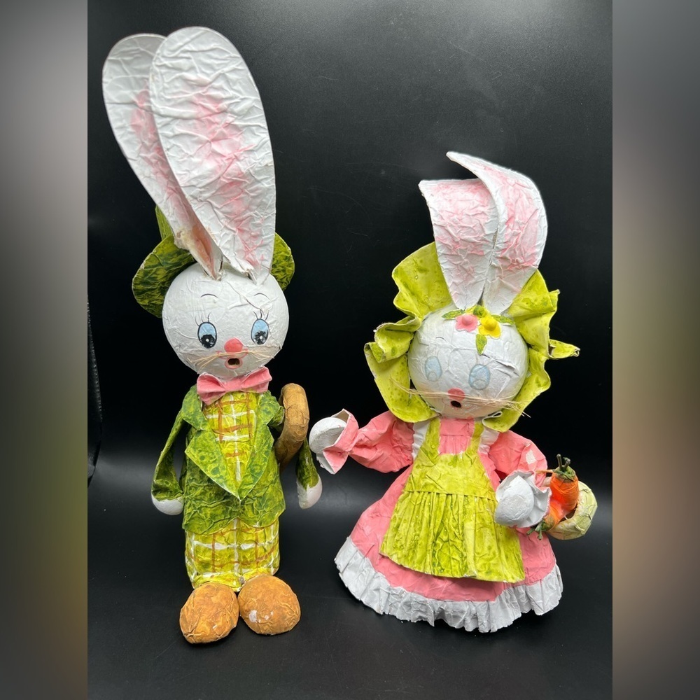 Dept 56 Papier Mâché Paper Mache Anthropomorphic Easter Bunny Rabbit Couple
